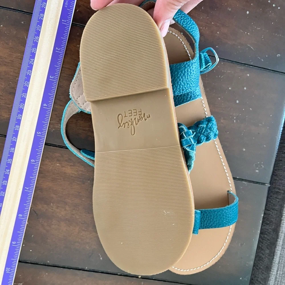 🌟3‎ for $35🌟 Monkey Feet Teal Leather Sandals Size 6-7